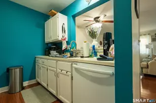 136 Pembroke Rd, Danbury, CT 06811 - Photo 9