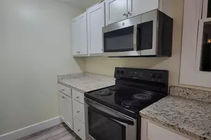 564 High St, Middletown, CT 06457 - Photo 5