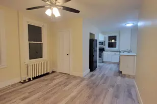 564 High St, Middletown, CT 06457 - Photo 1