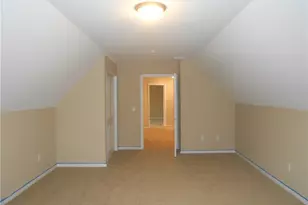 823A Stone Rd, Windsor, CT 06095 - Photo 35