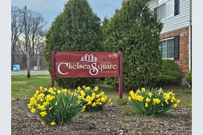 975 Meriden Road #APT 11, Waterbury, CT 06705 - Photo 1