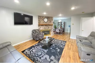 19 Somers Street #A3, Danbury, CT 06810 - Photo 5