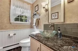 95 Wildwood Dr, Stratford, CT 06615 - Photo 17