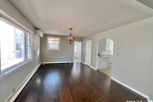 8 Parkland Pl, Milford, CT 06460 - Photo 9