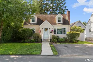 81 Peck St, Stratford, CT 06614 - Photo 1