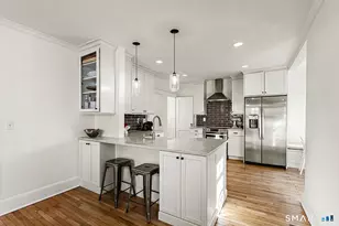 15 Charles St, Darien, CT 06820 - Photo 5