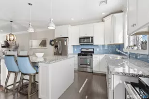 23 Putnam Ln, Danbury, CT 06810 - Photo 15