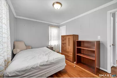 375 Ruth Street, Bridgeport, CT 06606 - Photo 15