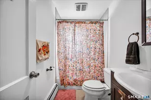 375 Ruth St, Bridgeport, CT 06606 - Photo 13