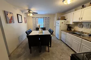 11 Fox St, Waterbury, CT 06708 - Photo 5