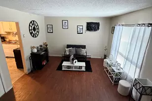 11 Fox St, Waterbury, CT 06708 - Photo 7