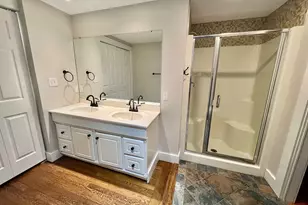 435 Foxon Rd, North Branford, CT 06471 - Photo 9