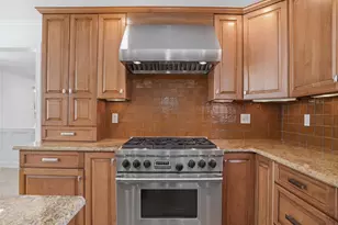 32 Bauer Pl Ext, Westport, CT 06880 - Photo 9