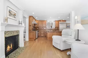 32 Bauer Pl Ext, Westport, CT 06880 - Photo 11