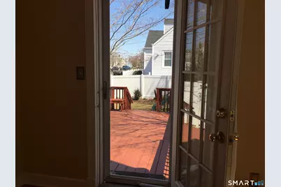 11 Fairlea Avenue, Stratford, CT 06614 - Photo 27