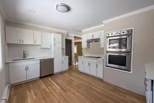 32 Redwood Dr, Bethel, CT 06801 - Photo 3