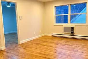 105 Cleveland Ave, Bridgeport, CT 06606 - Photo 7