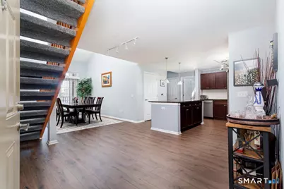 850 East Main Street #APT 526, Stamford, CT 06902 - Photo 3