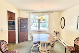 29 Constance Dr, Manchester, CT 06042 - Photo 3