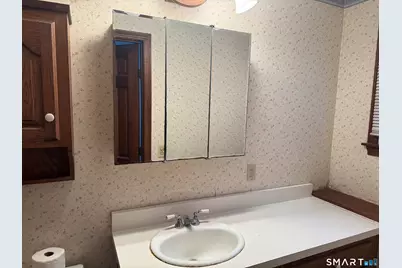 26 Mohawk Drive, East Lyme, CT 06357 - Photo 15