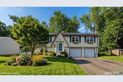 25A Queen Street, Enfield, CT 06082 - Photo 1