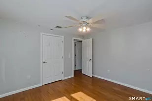 25A Queen St, Enfield, CT 06082 - Photo 27