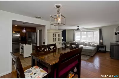 25A Queen Street, Enfield, CT 06082 - Photo 13