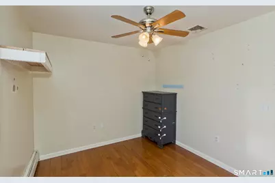 25A Queen Street, Enfield, CT 06082 - Photo 17