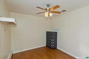 25A Queen St, Enfield, CT 06082 - Photo 17