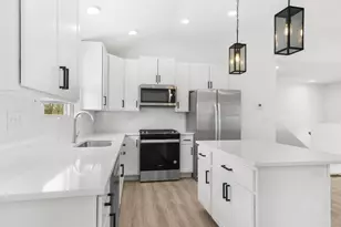 1974 Kings Hwy, Fairfield, CT 06824 - Photo 5