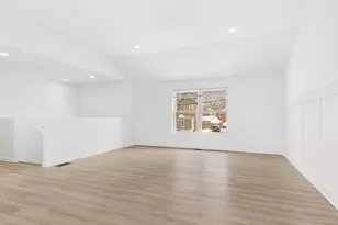 1974 Kings Hwy, Fairfield, CT 06824 - Photo 11