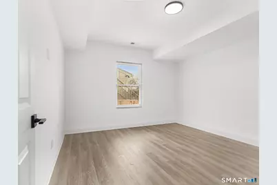 1974 Kings Highway #1974, Fairfield, CT 06824 - Photo 17