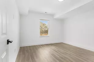 1974 Kings Hwy, Fairfield, CT 06824 - Photo 17