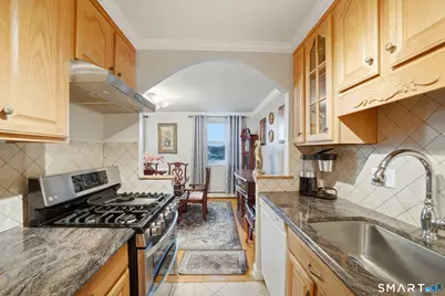 27 Northill Street #APT 5S, Stamford, CT 06907 - Photo 7