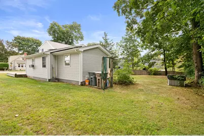 23 Central Avenue, East Lyme, CT 06357 - Photo 27