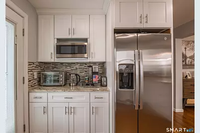 206 Sterling Street, Fairfield, CT 06825 - Photo 7