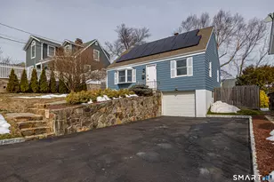 206 Sterling St, Fairfield, CT 06825 - Photo 25