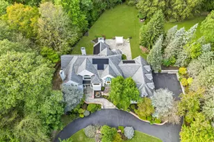 39 Running Brook Ln, New Canaan, CT 06840 - Photo 3