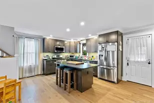 74 Sea St, New Haven, CT 06519 - Photo 7