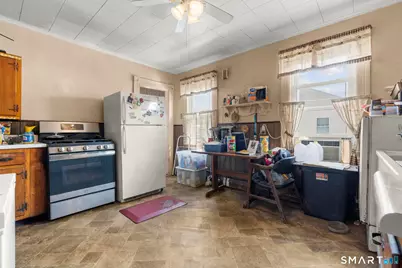 17 Rennell Court, Bridgeport, CT 06605 - Photo 11