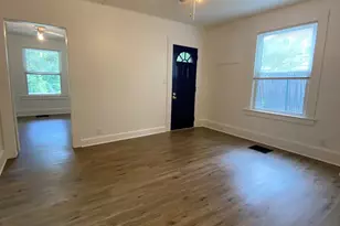 15 Lincoln Pl, Bristol, CT 06010 - Photo 11