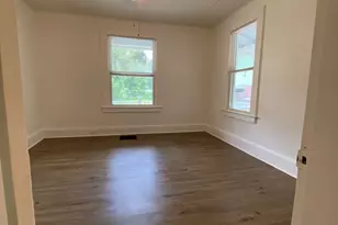 15 Lincoln Pl, Bristol, CT 06010 - Photo 17