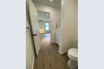 15 Lincoln Place, Bristol, CT 06010 - Photo 9