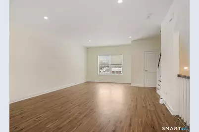 6 Beacon Square #7, Fairfield, CT 06825 - Photo 7