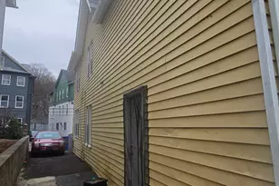 15 James St, Waterbury, CT 06708 - Photo 3