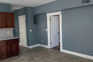 94 Hungerford St, Hartford, CT 06106 - Photo 3