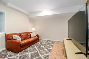 37 Faith Ln, Danbury, CT 06810 - Photo 33