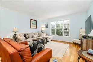 37 Faith Ln, Danbury, CT 06810 - Photo 9