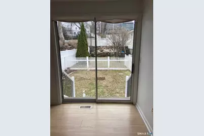 4 McKendry Court, Norwalk, CT 06853 - Photo 15