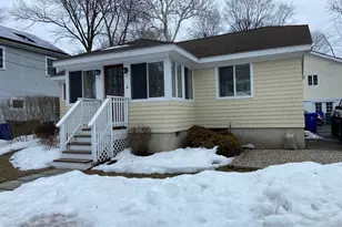 4 McKendry Ct, Norwalk, CT 06853 - Photo 1